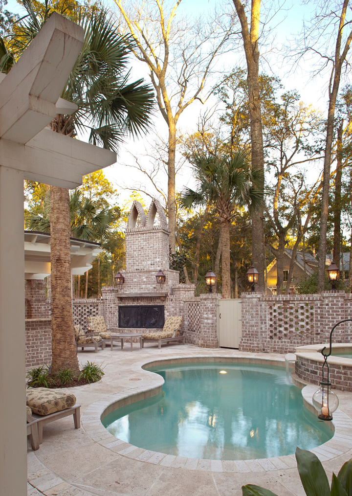 outdoor-living-108-720x1014-1
