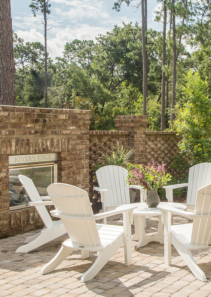 rbch-lot-295-outdoor-fireplace-1014x720-1
